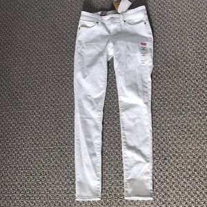 Levi jeans; brand new, never worn